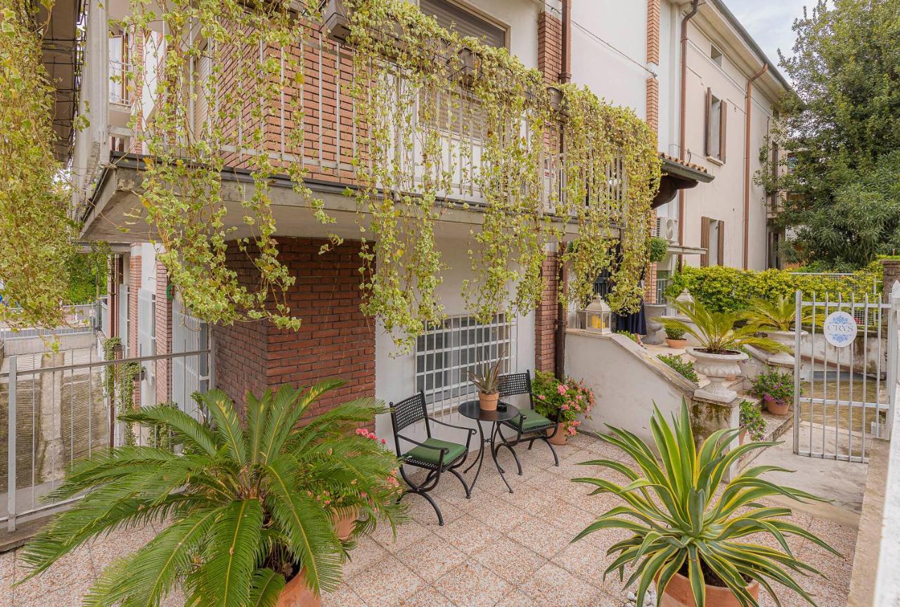 Crys: Rooms, Holiday, Business Verona Exteriör bild