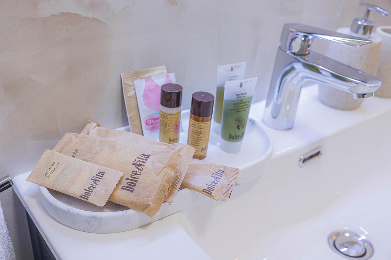 Crys: Rooms, Holiday, Business Verona Exteriör bild