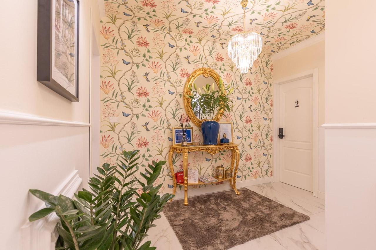 Crys: Rooms, Holiday, Business Verona Exteriör bild